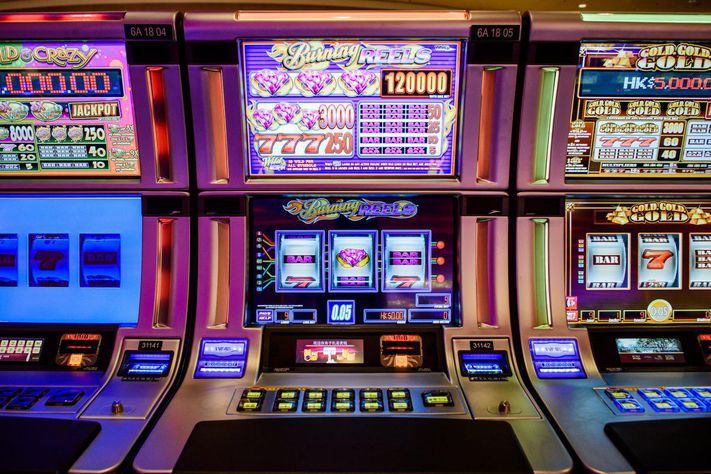 slot machine program eucational