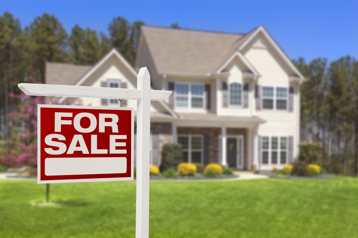 Selling Your Home? Things to Consider Before Posting an Online Listing - Programming Insider