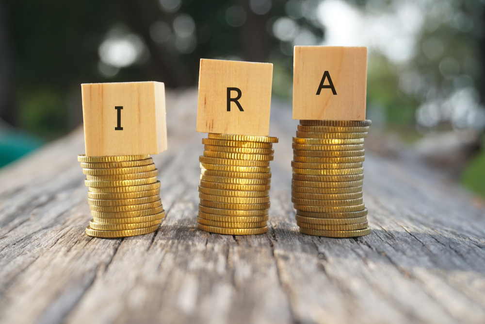 The Advantages And Disadvantages Of Using A Gold IRA For Retirement ...